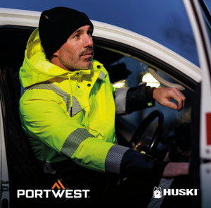 How to Choose the Right Hi-Vis Rain Jacket for Your Worksite